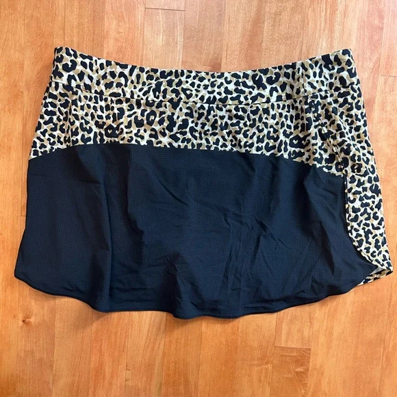 Outdoor Voices cheetah skort XL - Picture 5 of 8